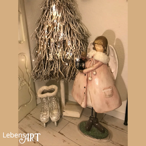 Engel Lilli mit Laterne und Fellkragen - Figur - Rosa/Silber/Weiß - H.73 B.38 T.22 cm - Indoor/Outdoor
