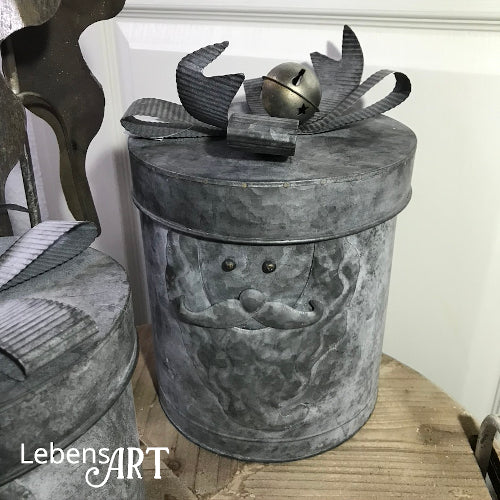 Dose - aus Zinkblech - Silber/Grau - Nikolaus-3D-Motiv - mit Schleife Glocke - D.21 H.23 cm - Indoor/Outdoor