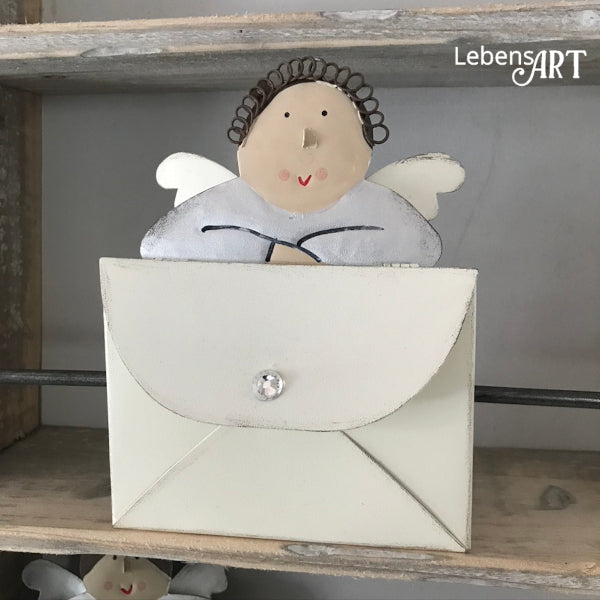 Engel mit Briefumschlag alt-weiß in Shabby-Optik